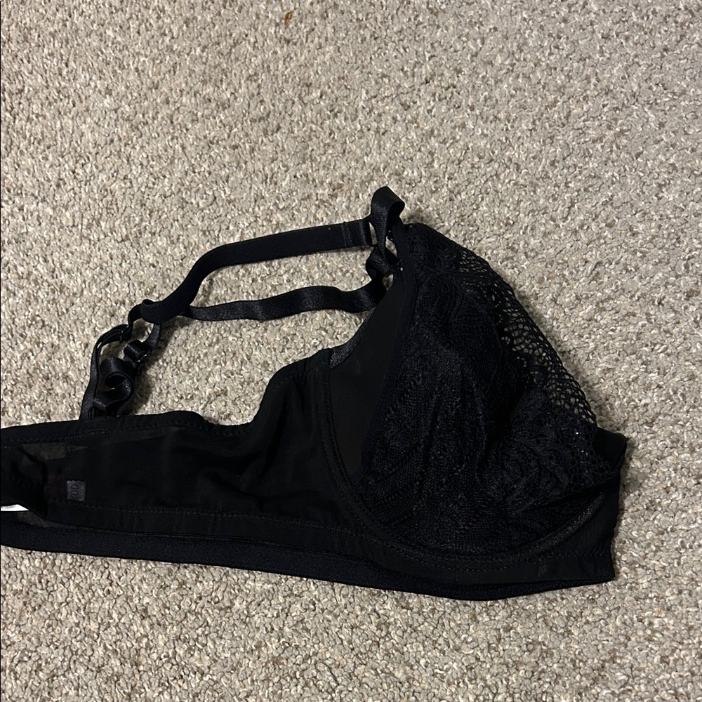 Black Lace Bra - Women Intimates